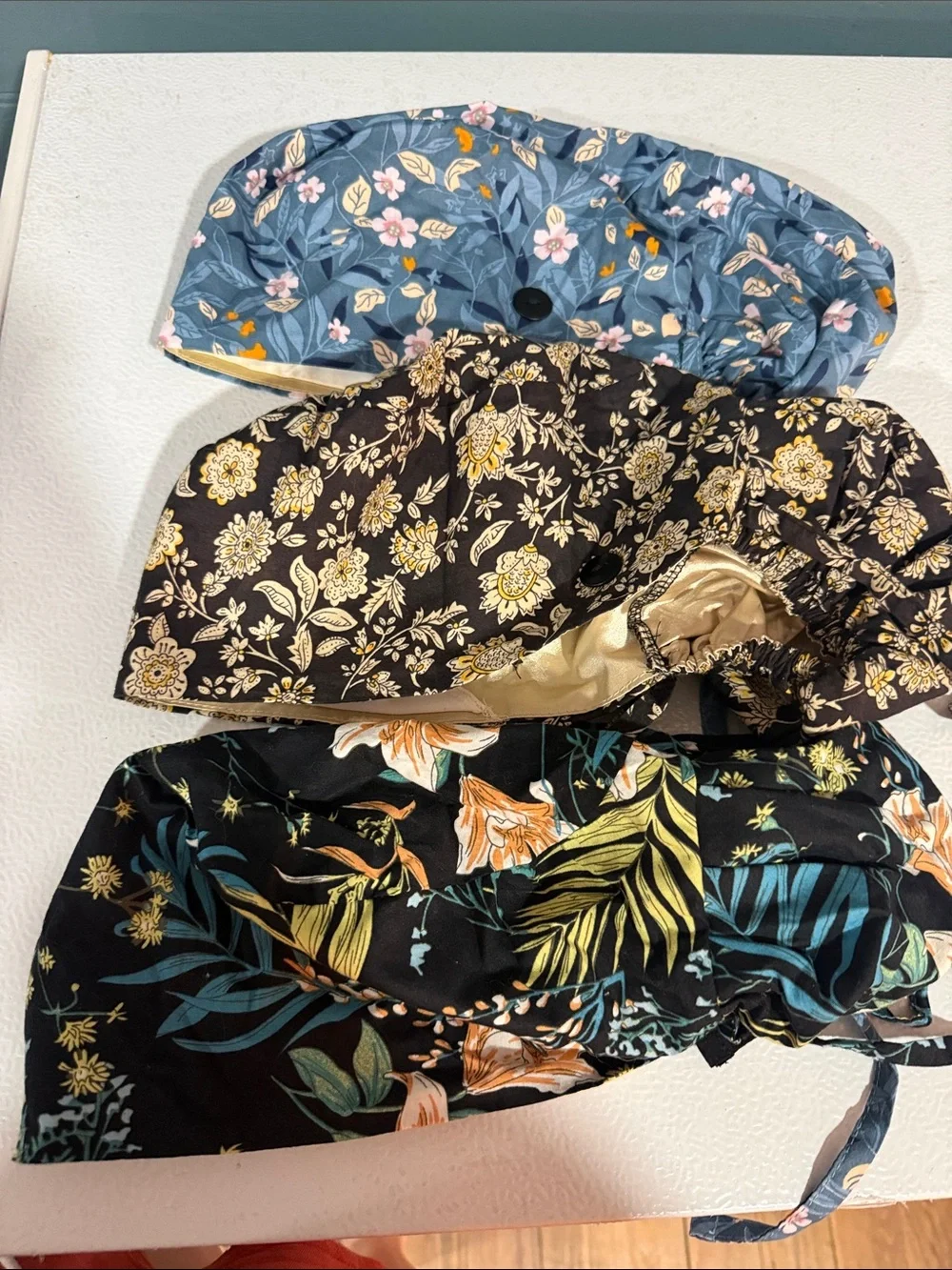 Scrub hats, Satin lined -set of three